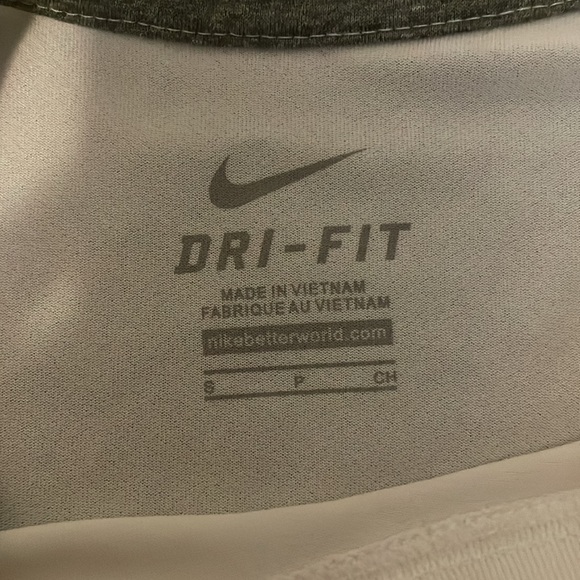 Men’s University of Kentucky Wildcats Basketball Nike Dri-Fit Loose Fit Shirt - Picture 4 of 6